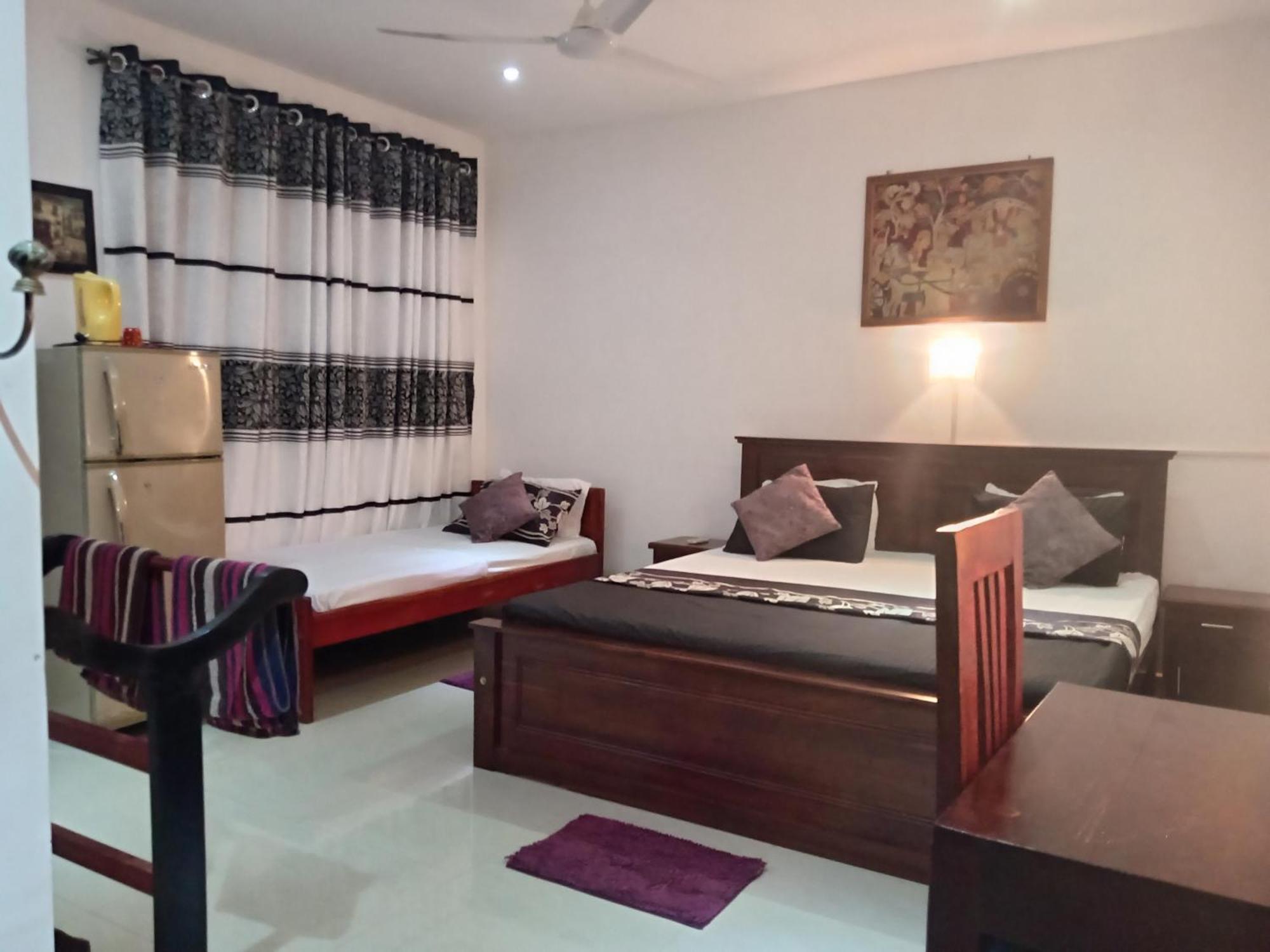 Vidisa Villas Hikkaduwa Buitenkant foto